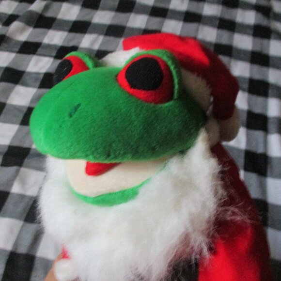 Vintage 24K Frog Culture Santa Outfit Plush Tree Frog Christmas 1996 - Picture 6 of 8